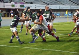 Málaga y Unión Rugby Almería disputaron un partido muy equilibrado.