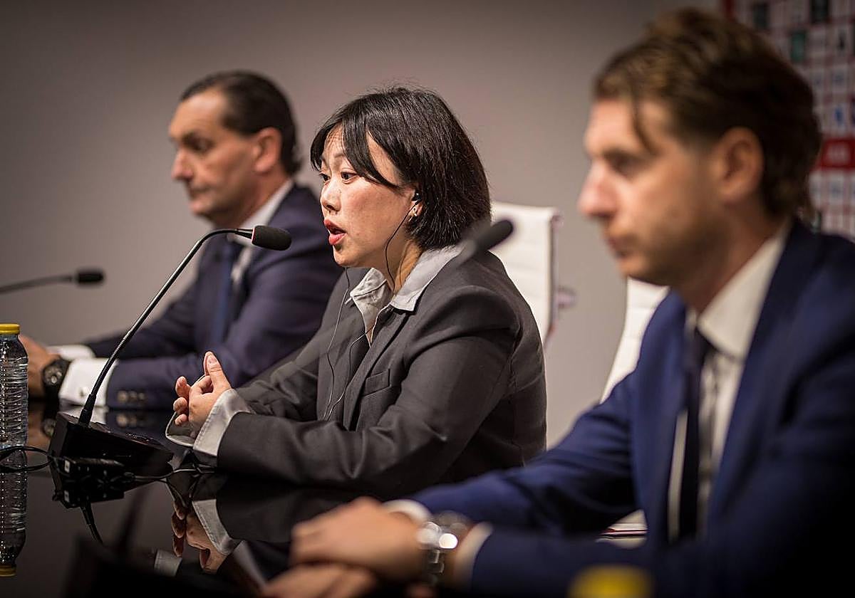 Yang, durante la rueda de prensa.