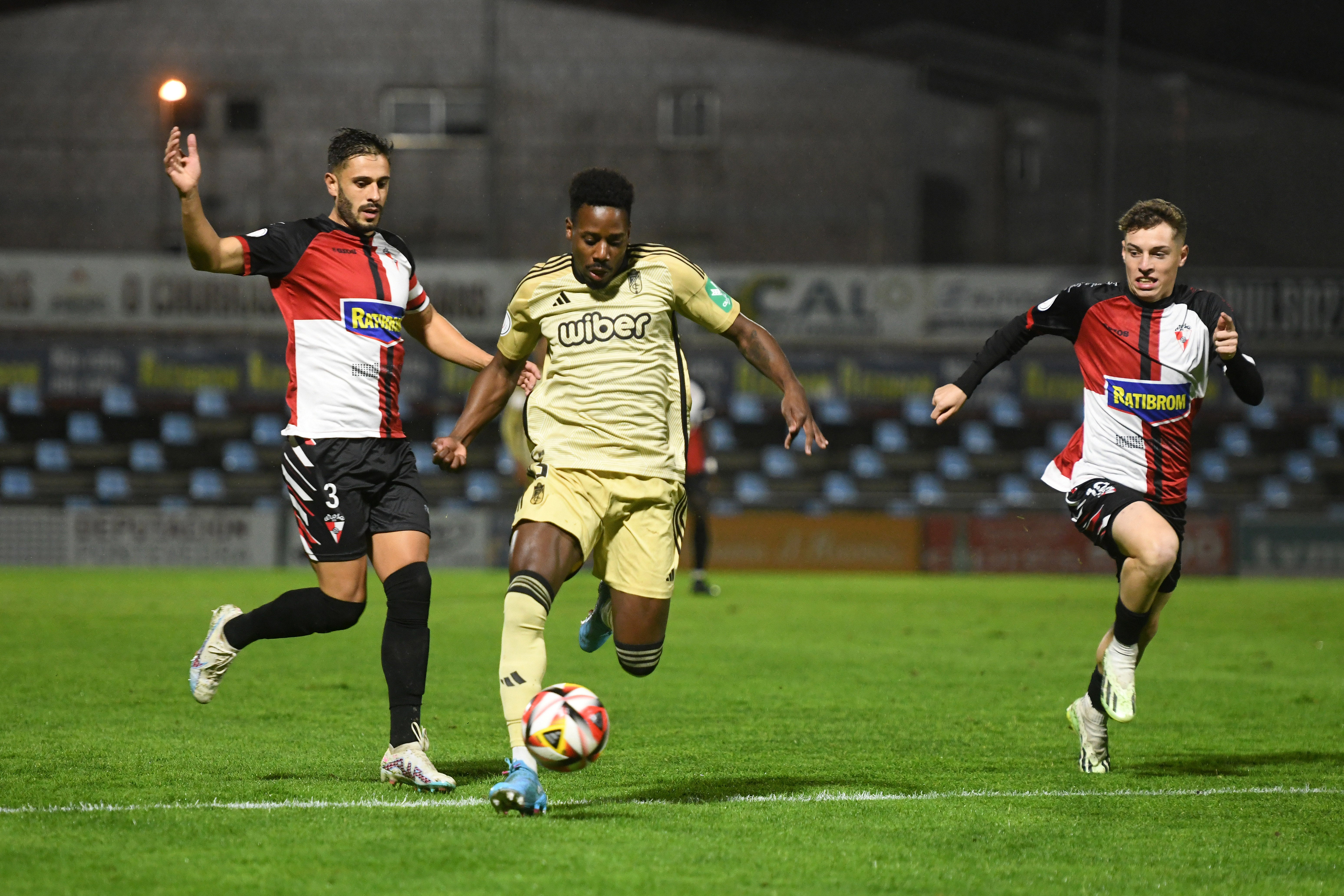 Las imágenes del debut copero del Granada