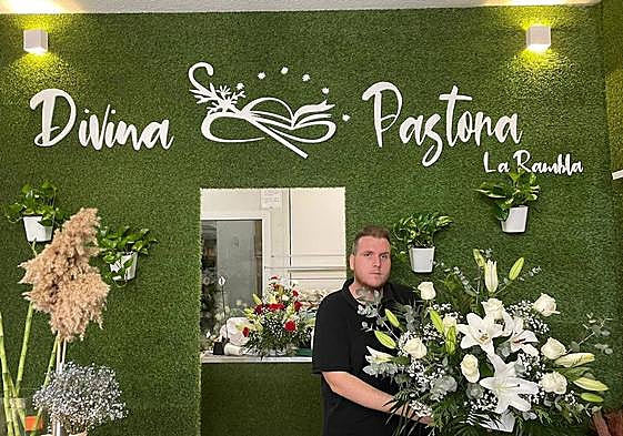 La Floristería Divina Pastora incrementa ventas el Día de Todos los Santos.