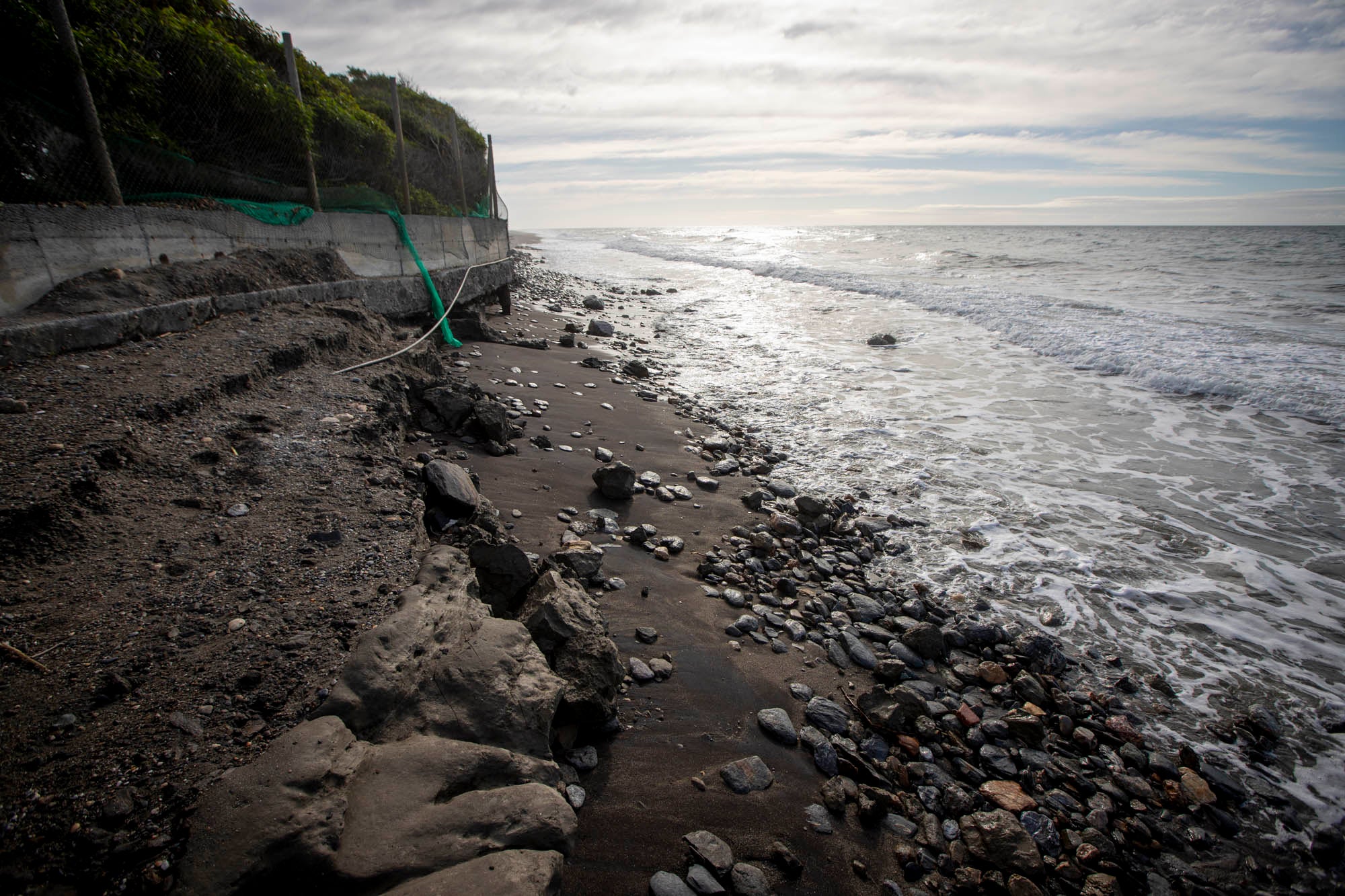Así han quedado las playas de Granada tras el efecto del temporal