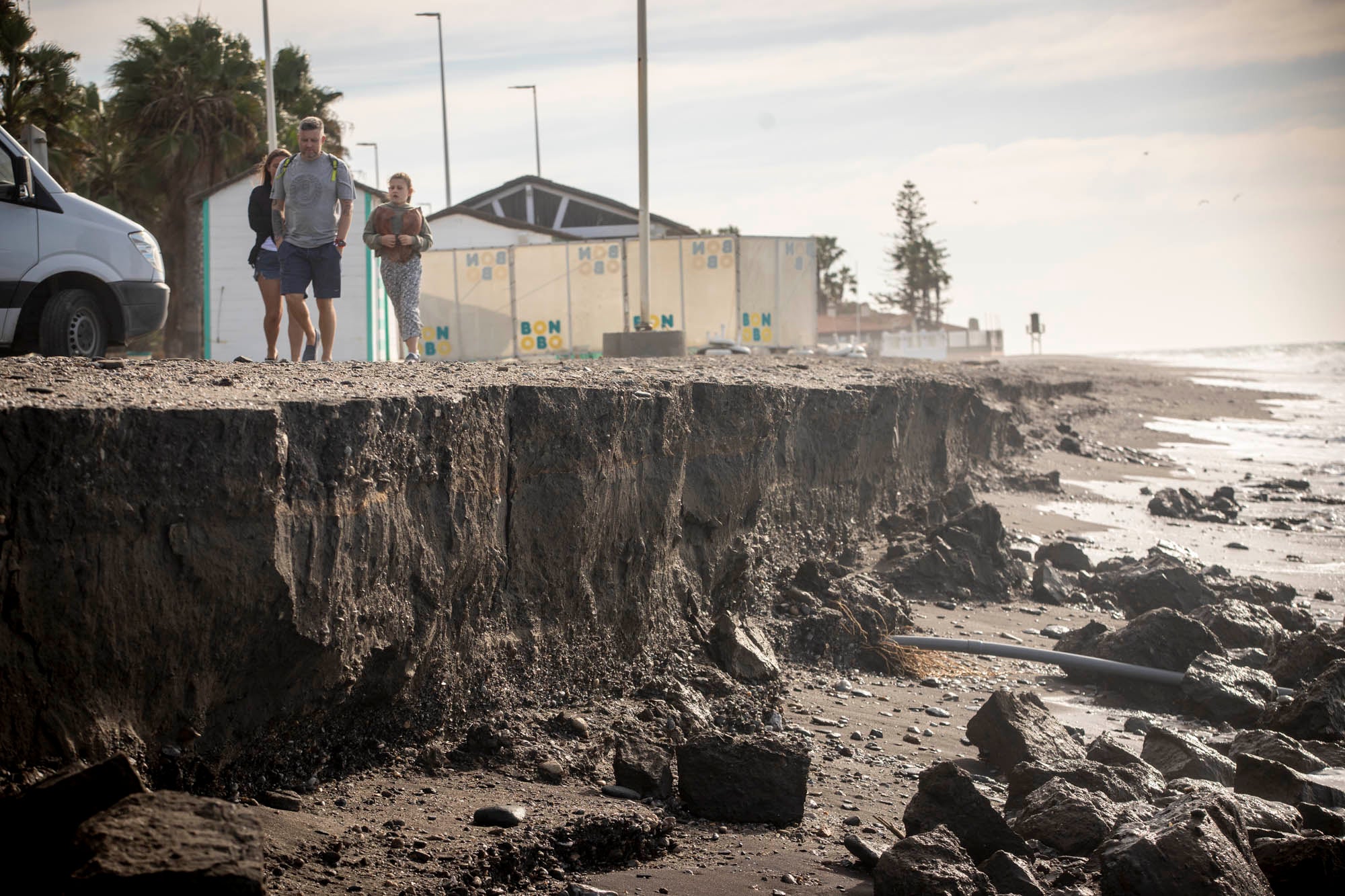 Así han quedado las playas de Granada tras el efecto del temporal