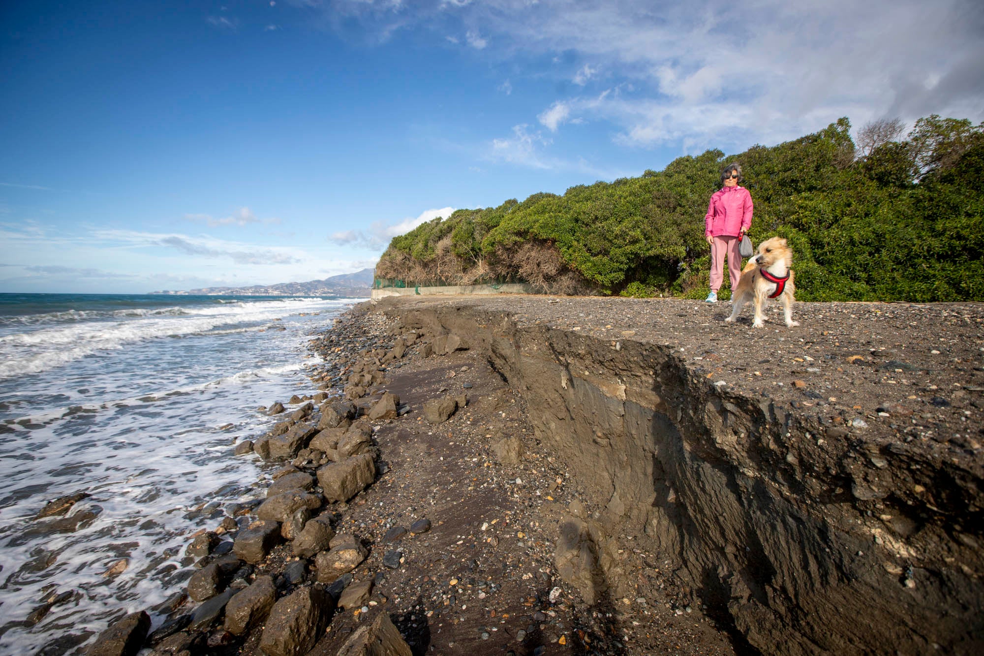 Así han quedado las playas de Granada tras el efecto del temporal