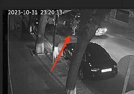 Imagen del vehículo captado por las cámaras del lugar.