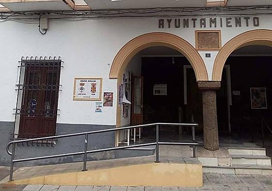 Fachada del Ayuntamiento de Cúllar.