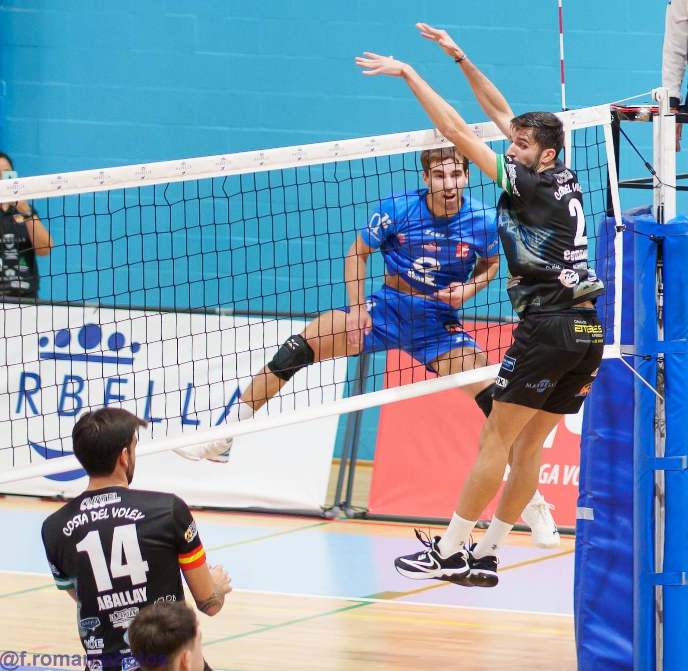 El equipo almeriense cuajó un excelente partido en Marbella.