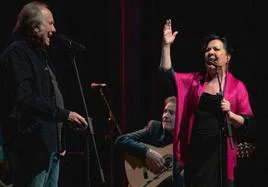 Carmen Linares comparte escenario con Joan Manuel Serrat.