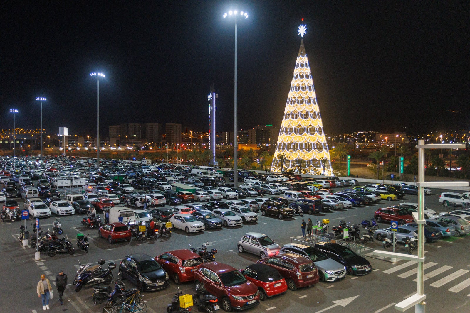 Así ha sido el encendido de las luces navideñas del Nevada