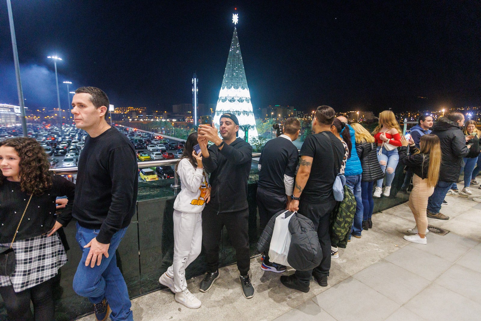 Así ha sido el encendido de las luces navideñas del Nevada