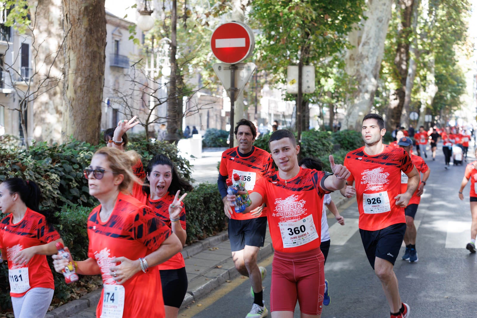 Encuéntrate en la carrera de la Cruz Roja en Granada