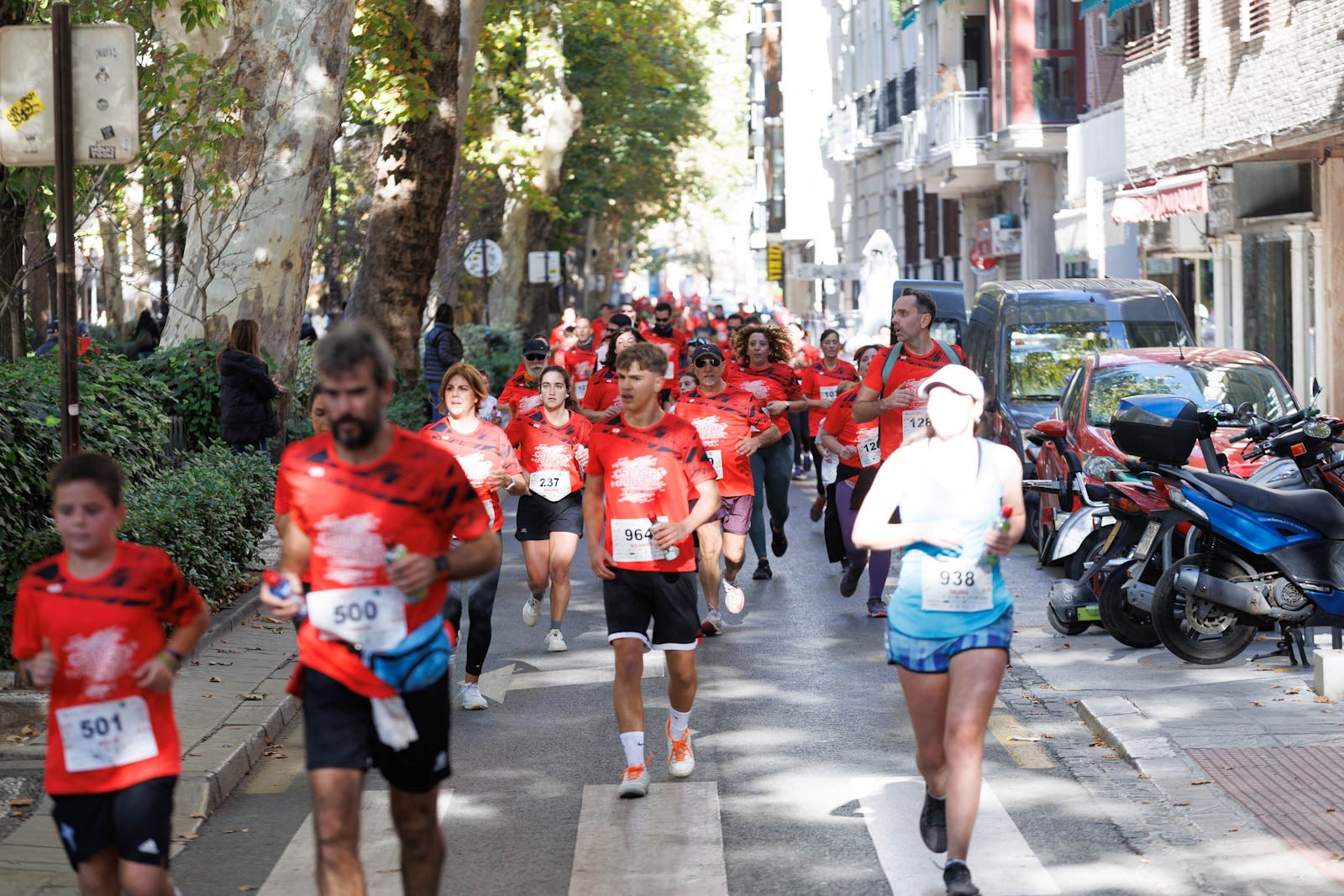 Encuéntrate en la carrera de la Cruz Roja en Granada