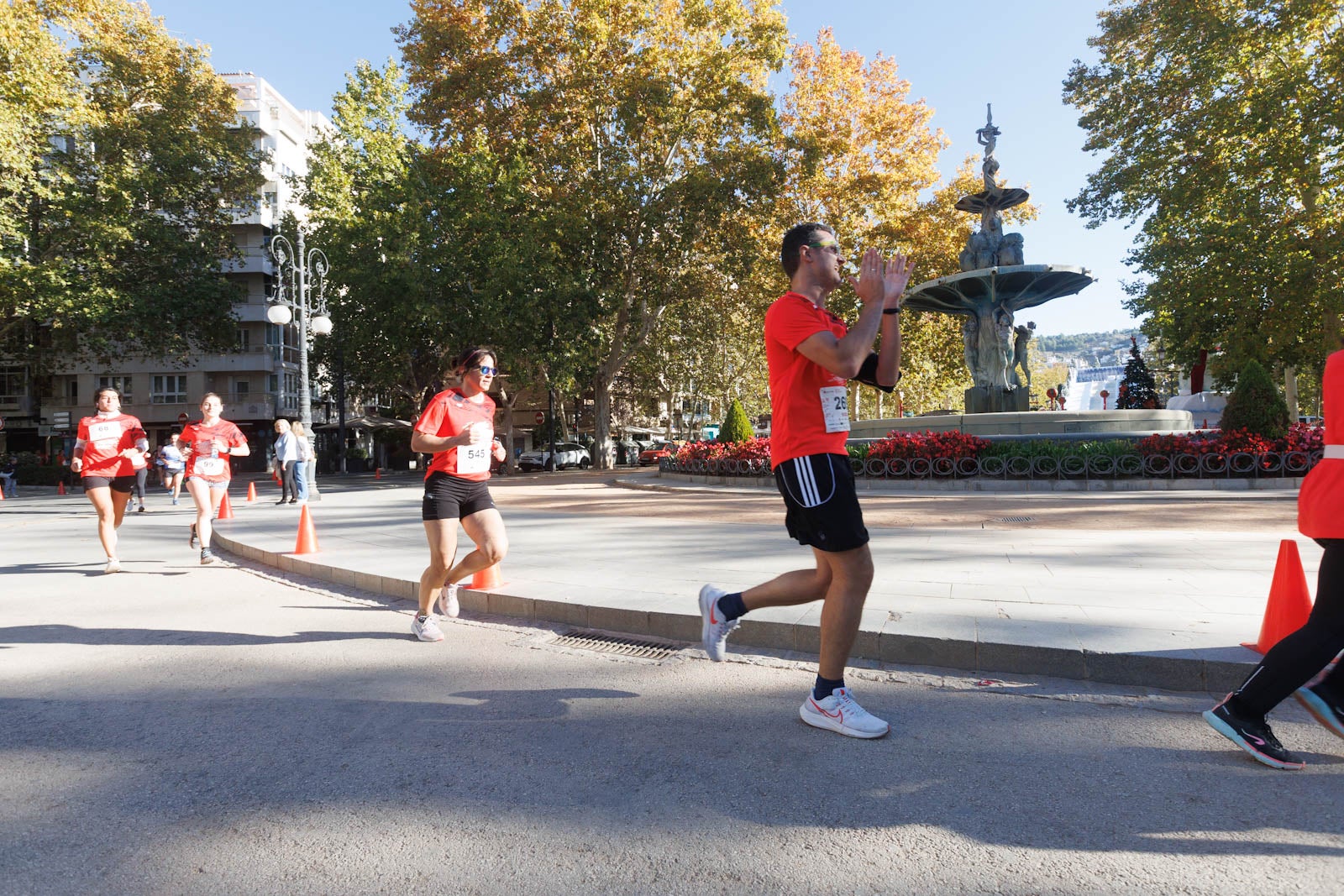 Encuéntrate en la carrera de la Cruz Roja en Granada