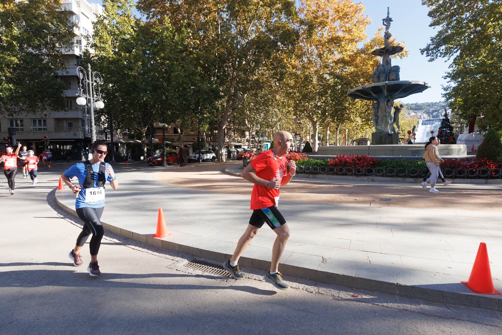 Encuéntrate en la carrera de la Cruz Roja en Granada