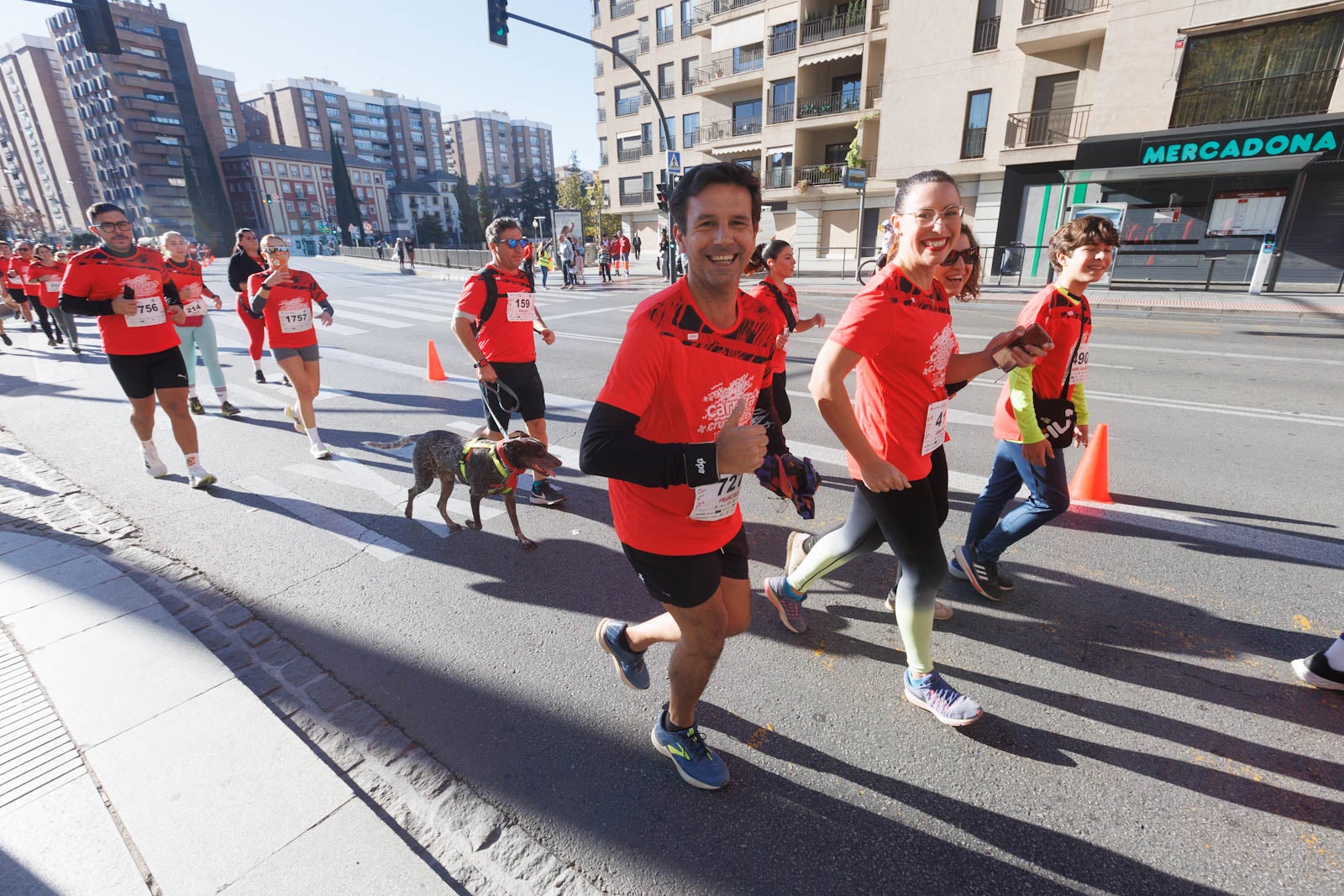 Encuéntrate en la carrera de la Cruz Roja en Granada
