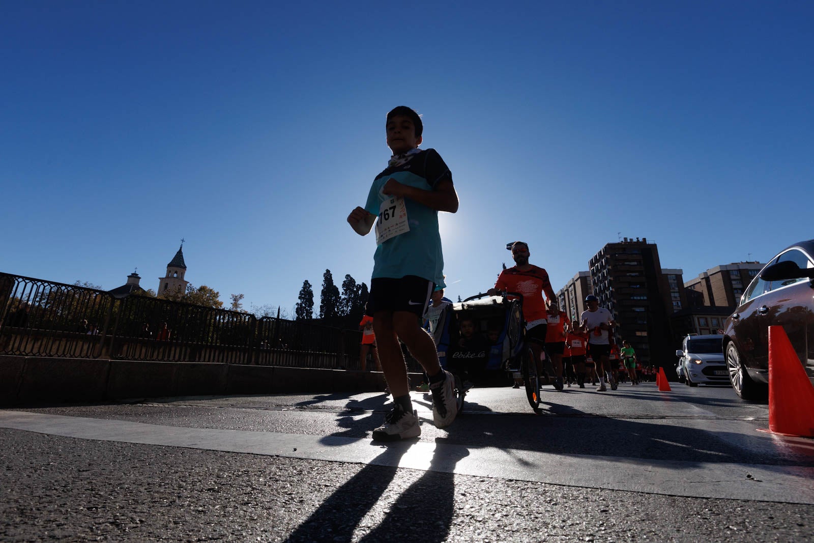 Encuéntrate en la carrera de la Cruz Roja en Granada