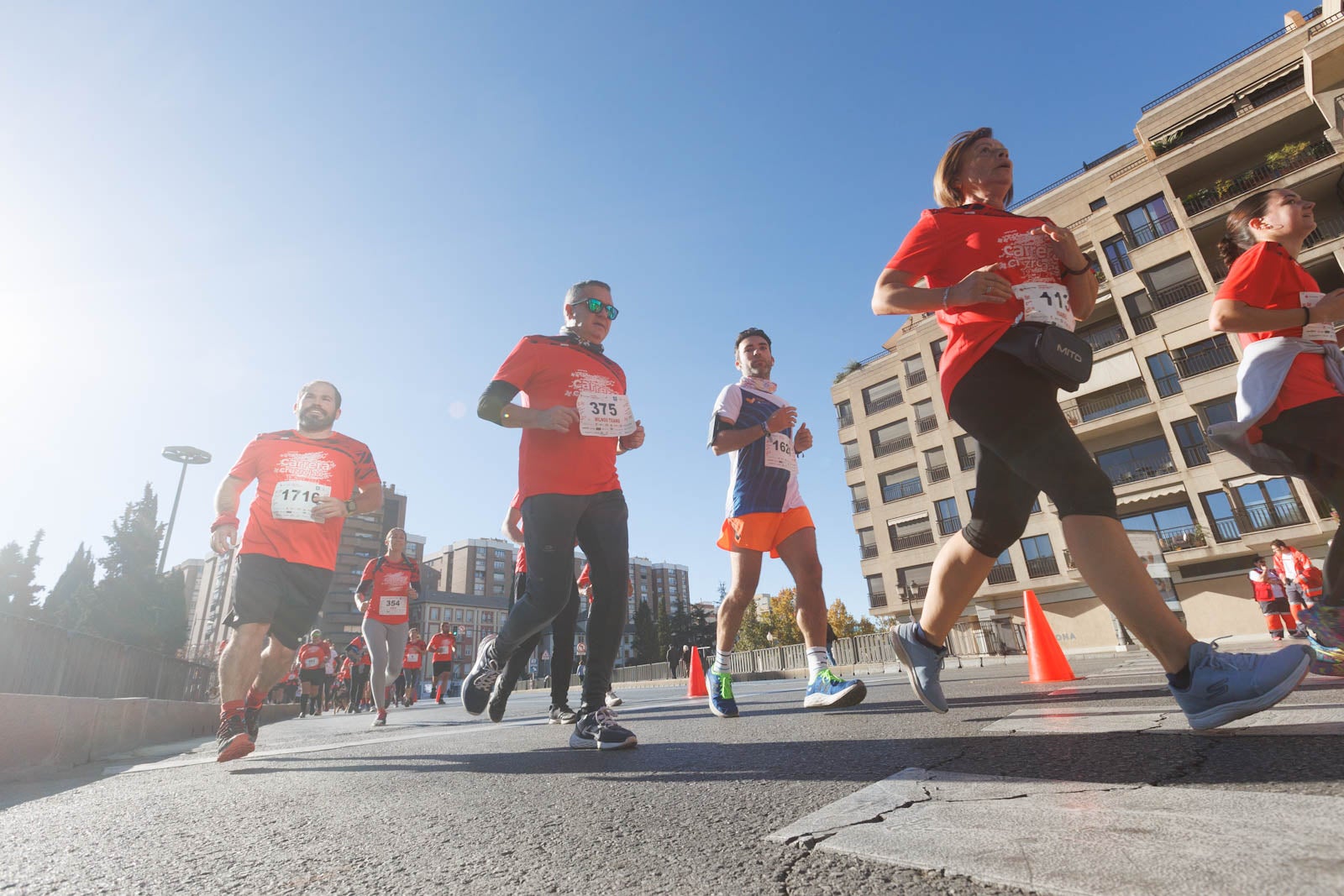 Encuéntrate en la carrera de la Cruz Roja en Granada