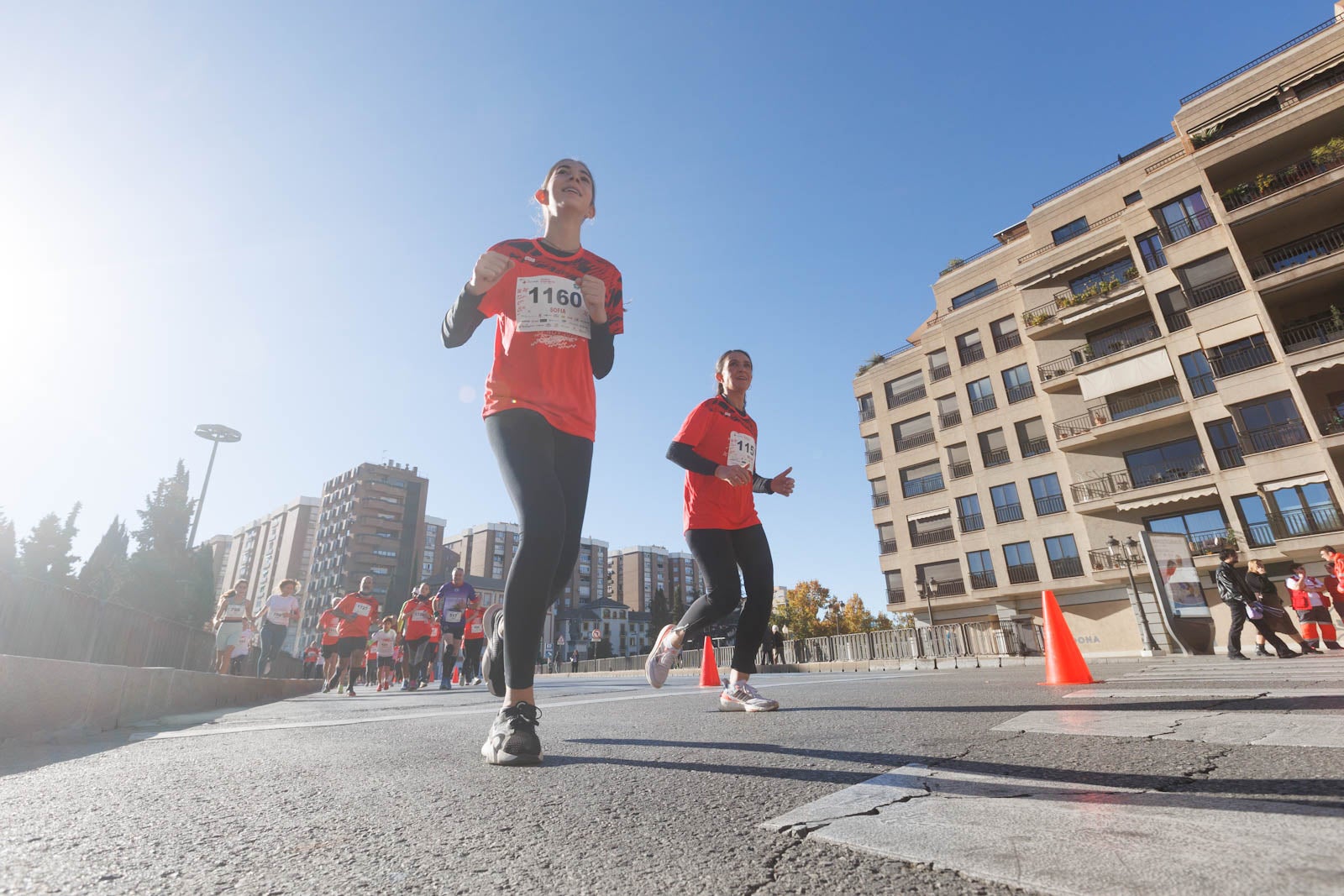 Encuéntrate en la carrera de la Cruz Roja en Granada
