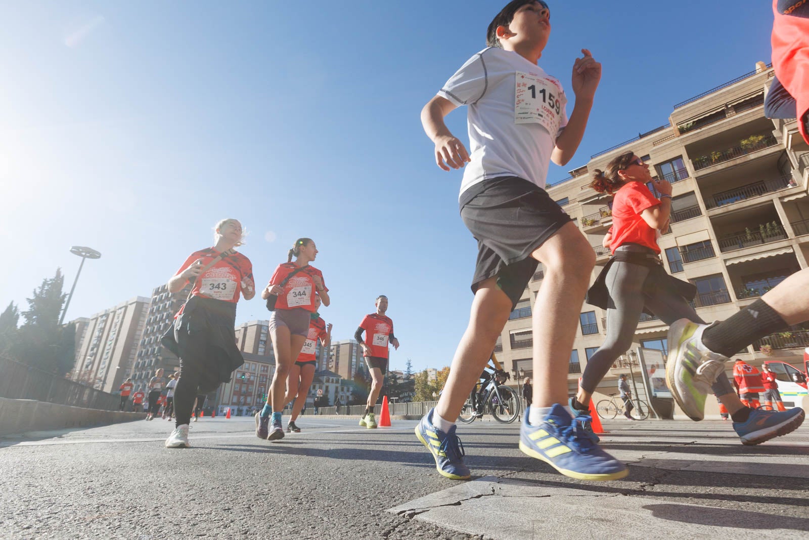 Encuéntrate en la carrera de la Cruz Roja en Granada