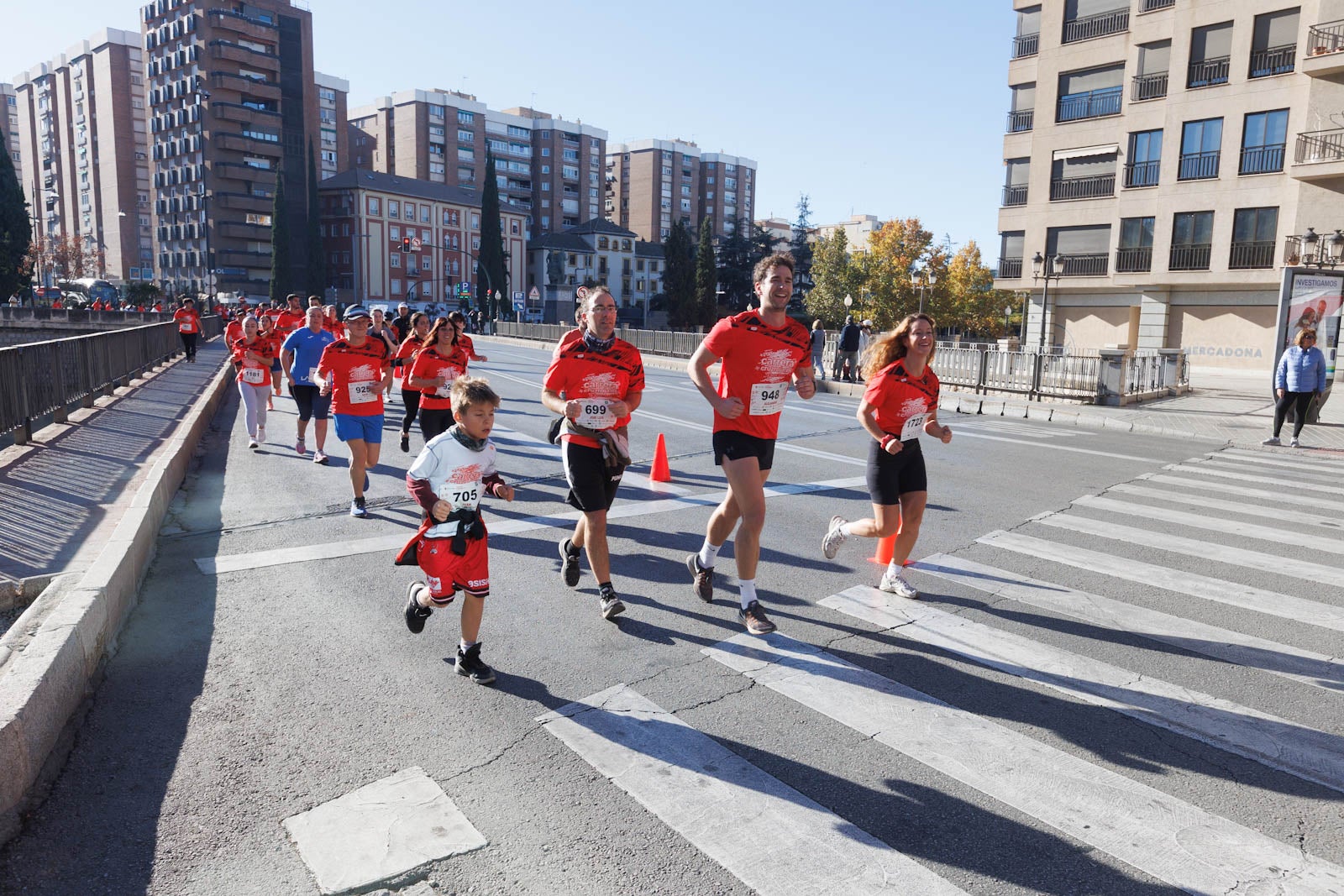 Encuéntrate en la carrera de la Cruz Roja en Granada