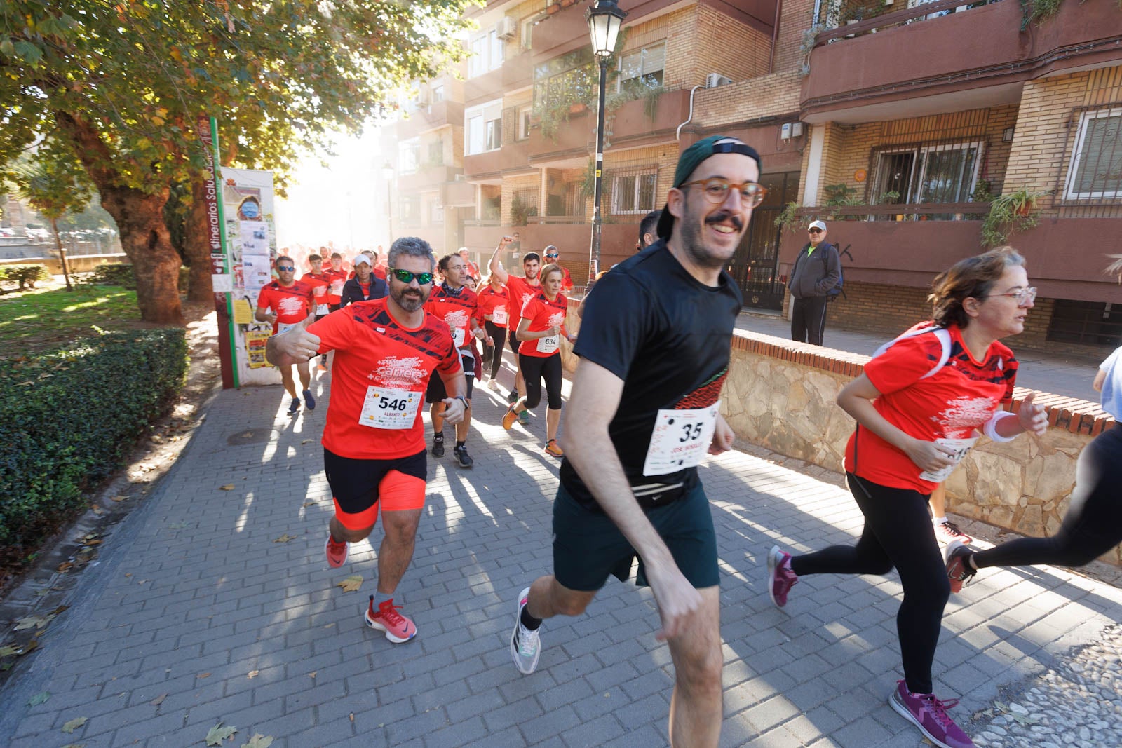 Encuéntrate en la carrera de la Cruz Roja en Granada