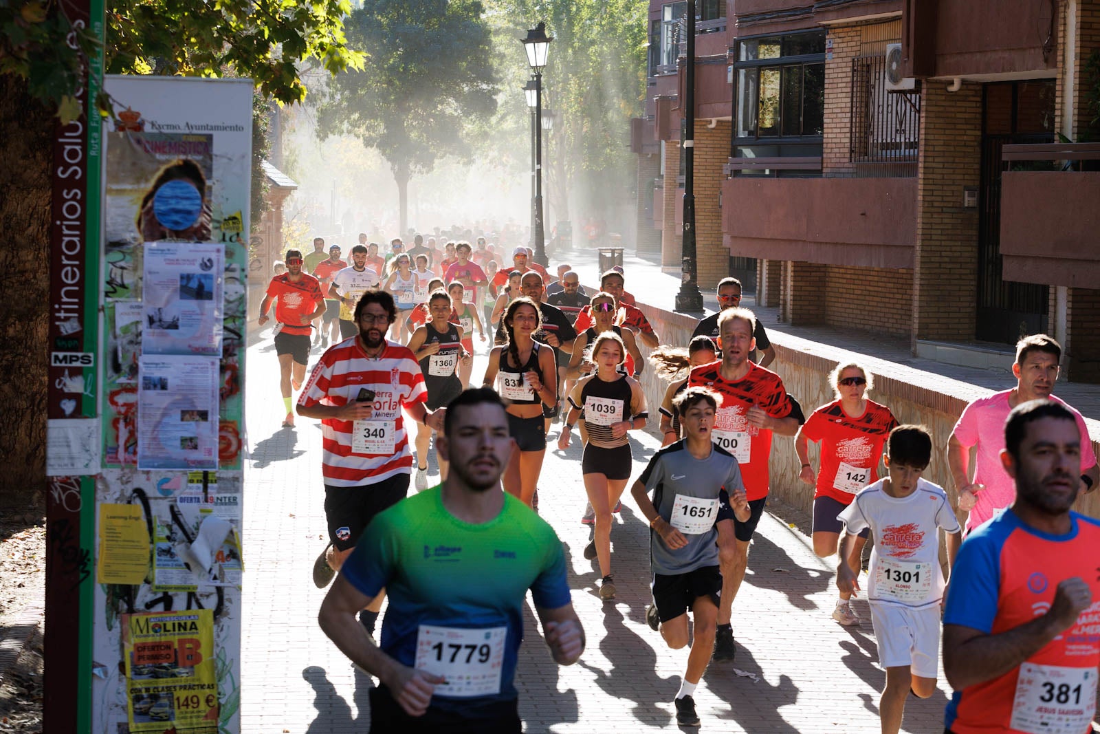 Encuéntrate en la carrera de la Cruz Roja en Granada