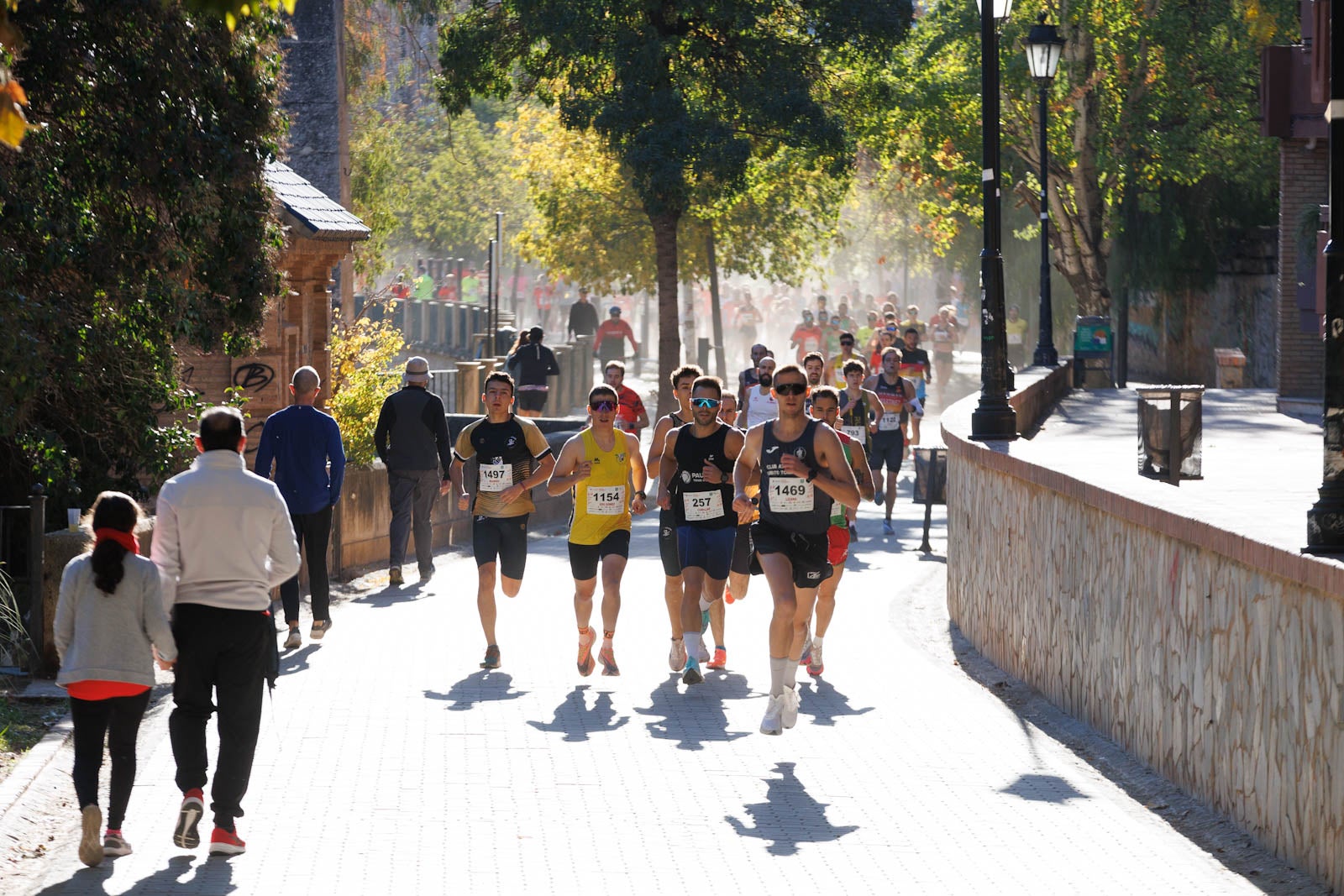 Encuéntrate en la carrera de la Cruz Roja en Granada
