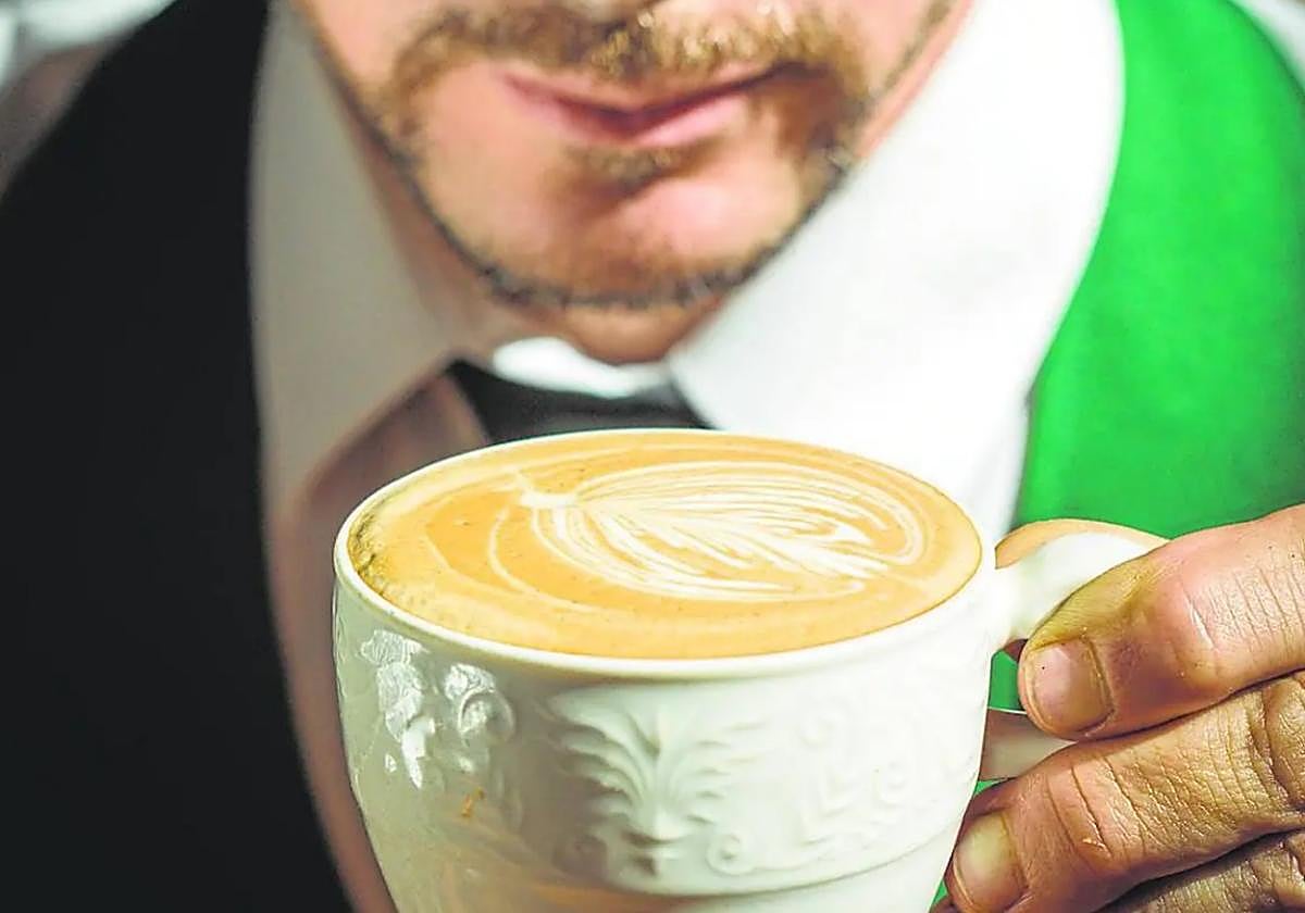 Estos son los medicamentos que no deberías mezclar con tu café