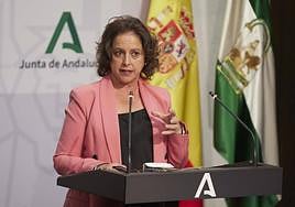 Catalina García, consejera de Salud.