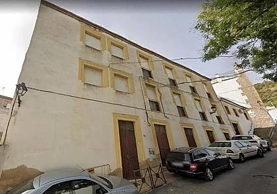 Edificio anejo del colegio Ruiz Jiménez, en Molino de la Condesa.