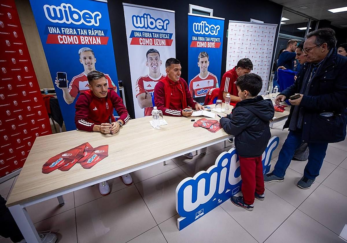 Bryan, en el acto con la afición.