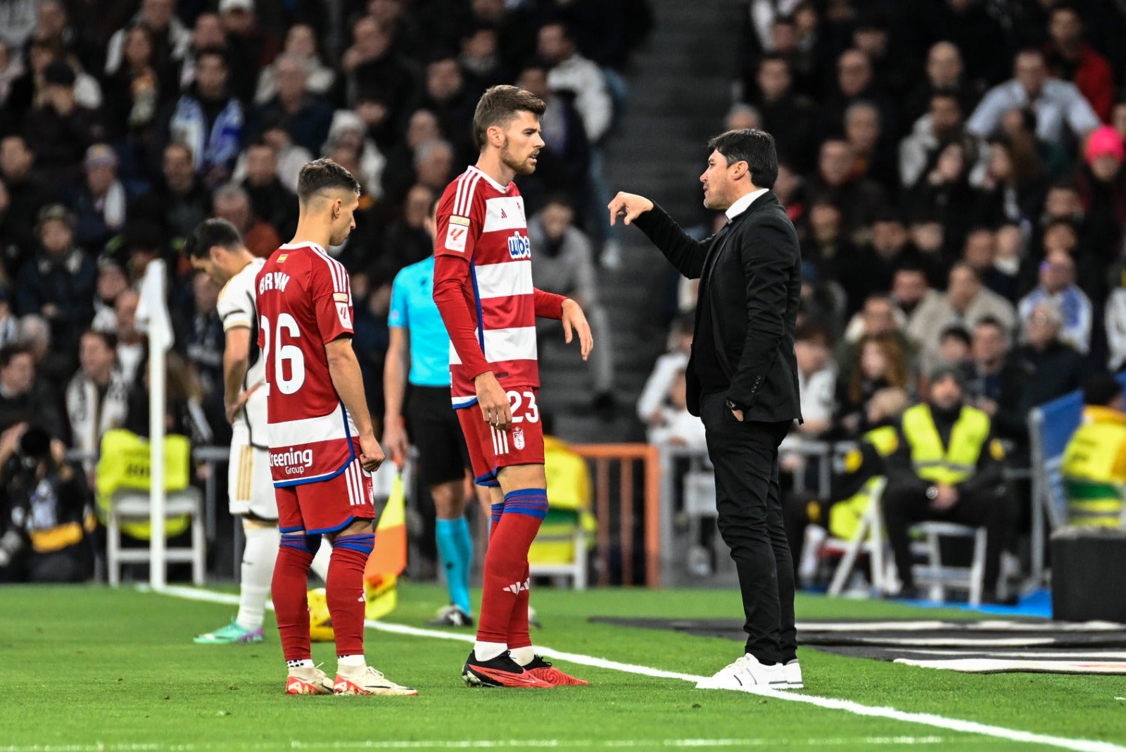 Las imágenes del Real Madrid-Granada a pie de campo