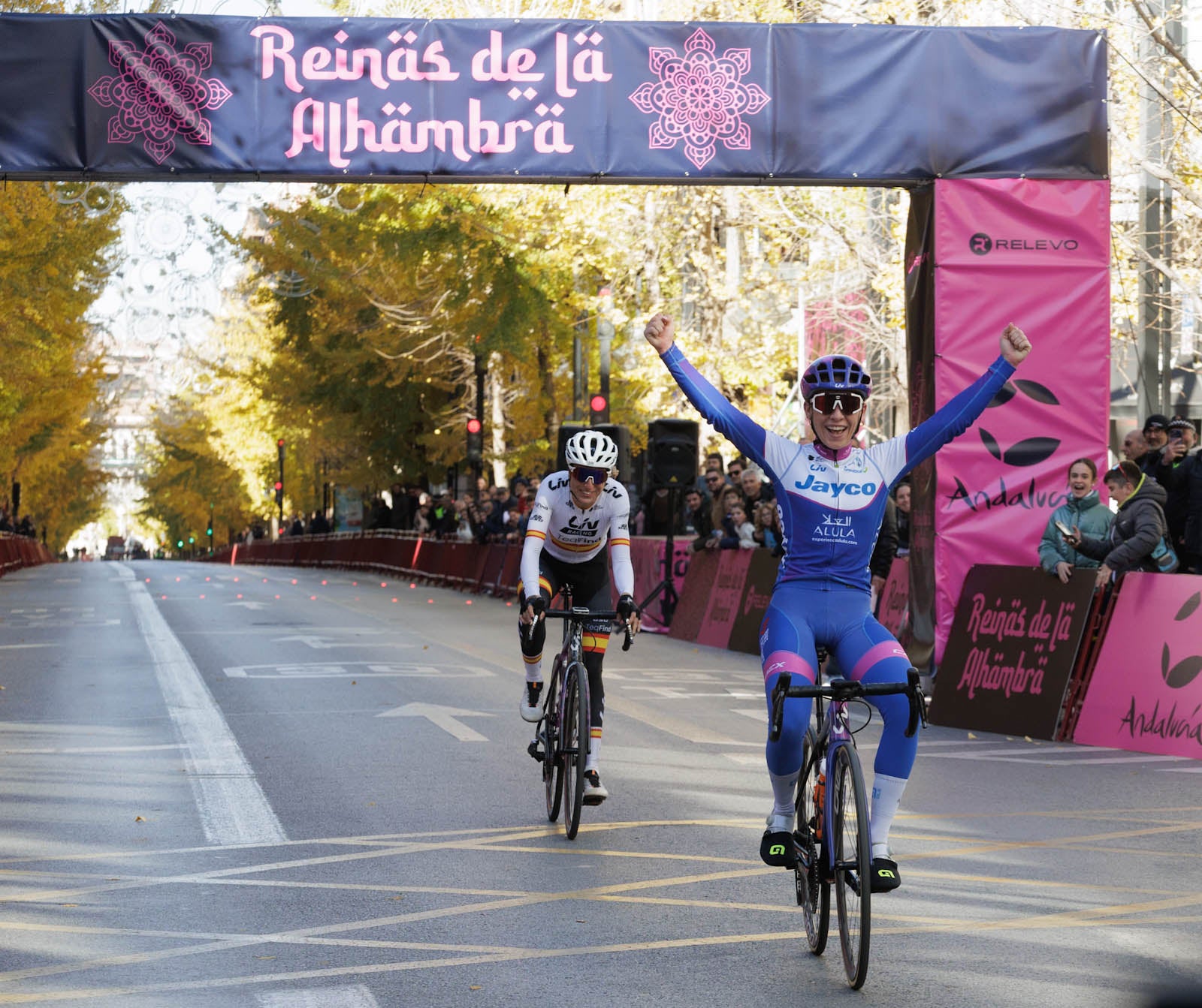 Las imágenes de la carrera Reinas de la Alhambra en Granada