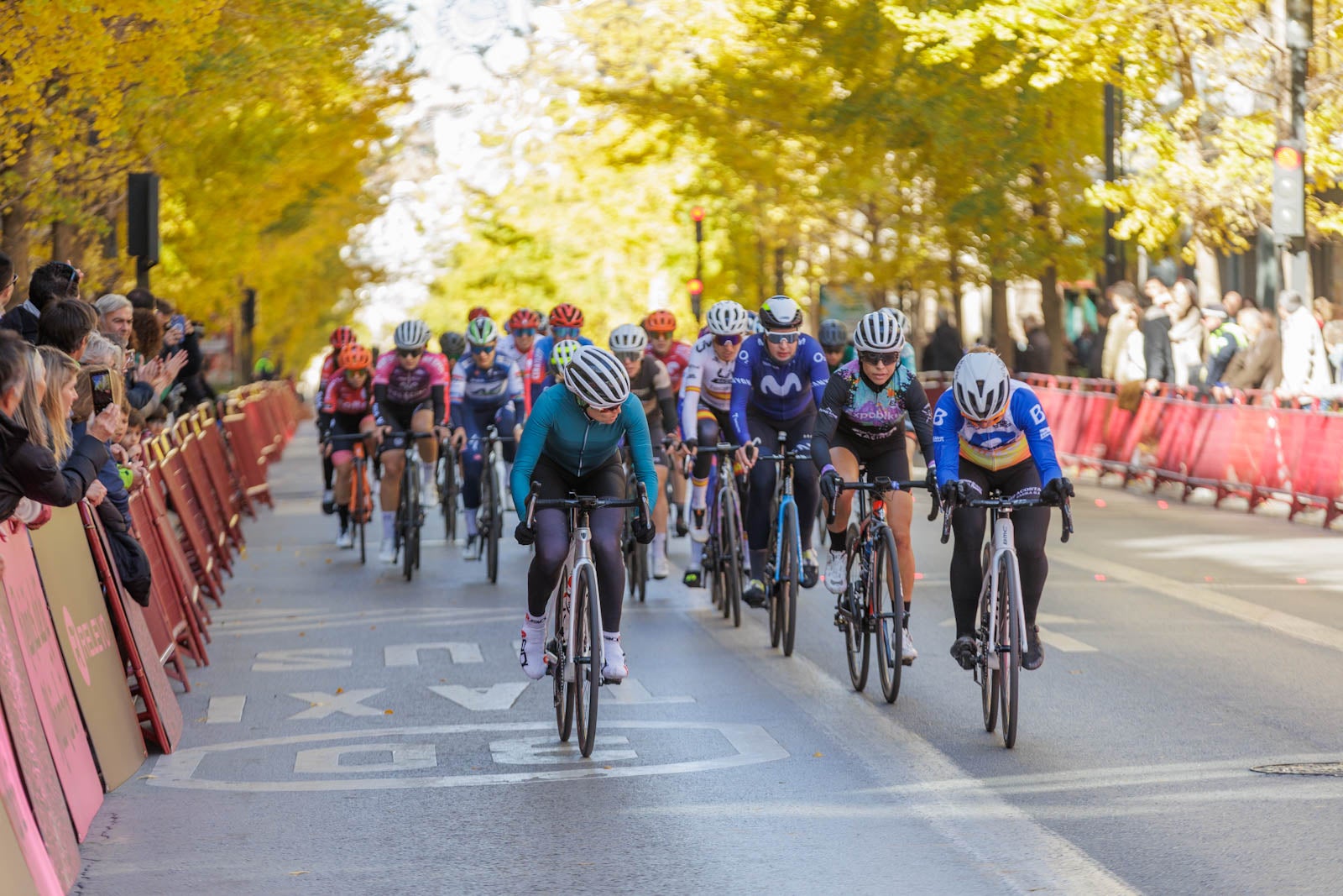 Las imágenes de la carrera Reinas de la Alhambra en Granada