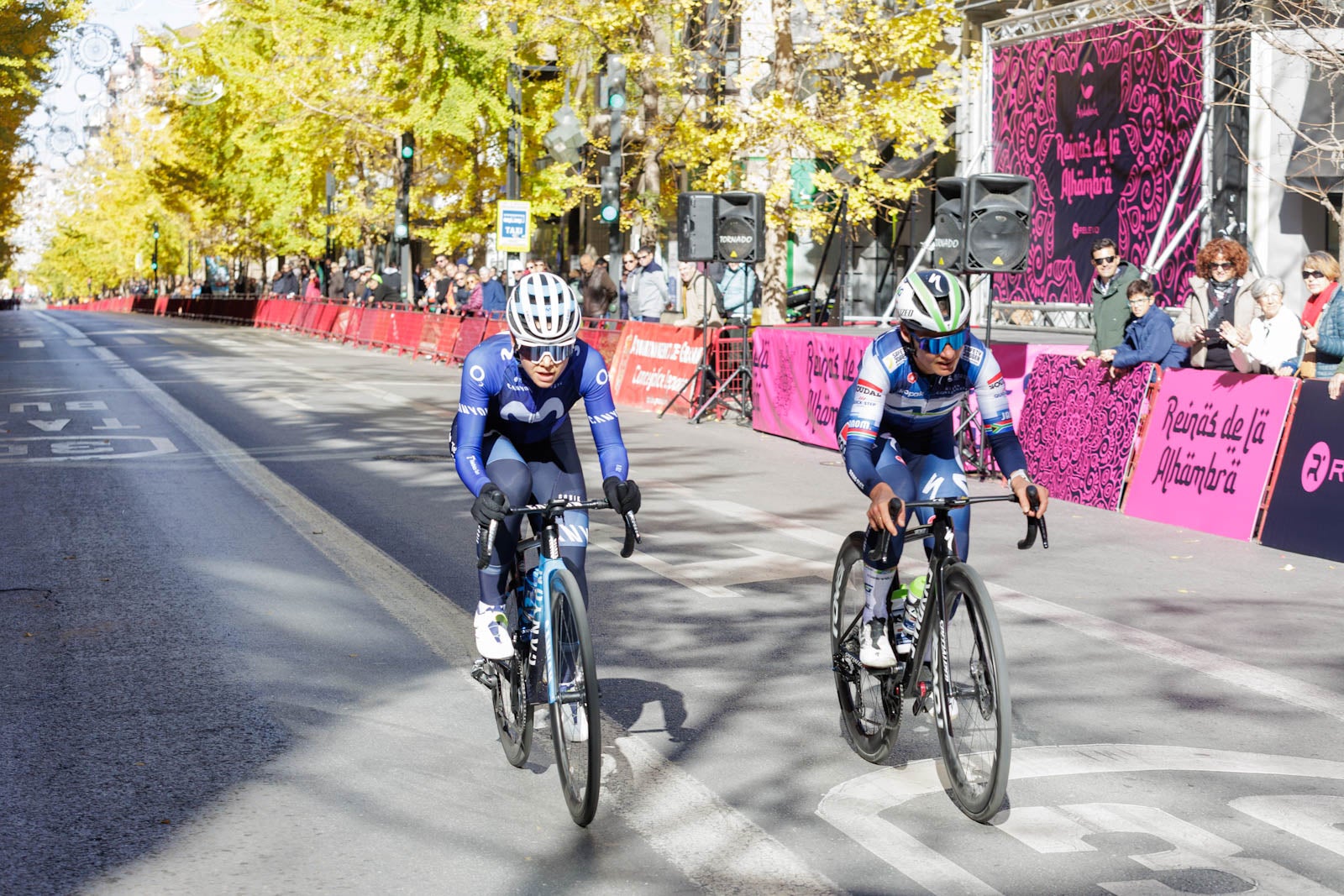 Las imágenes de la carrera Reinas de la Alhambra en Granada