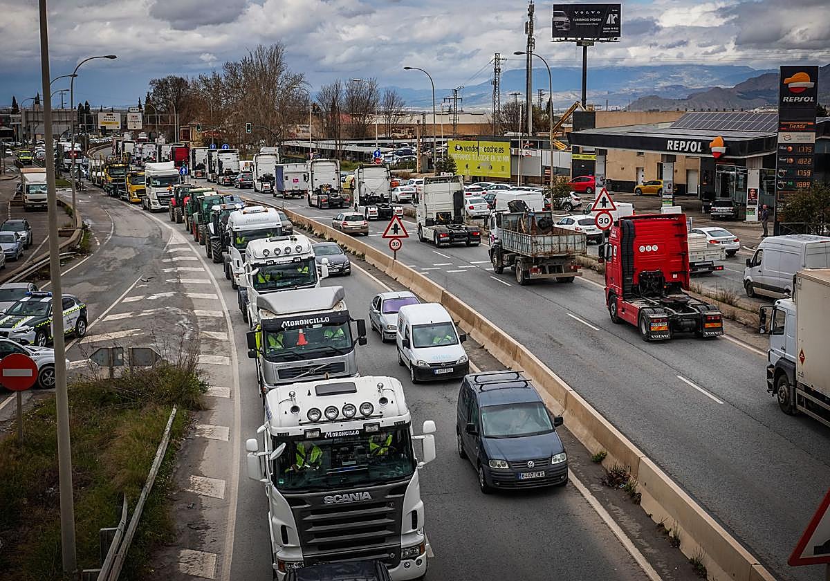 «Queremos precios dignos por los portes, no pan para hoy»