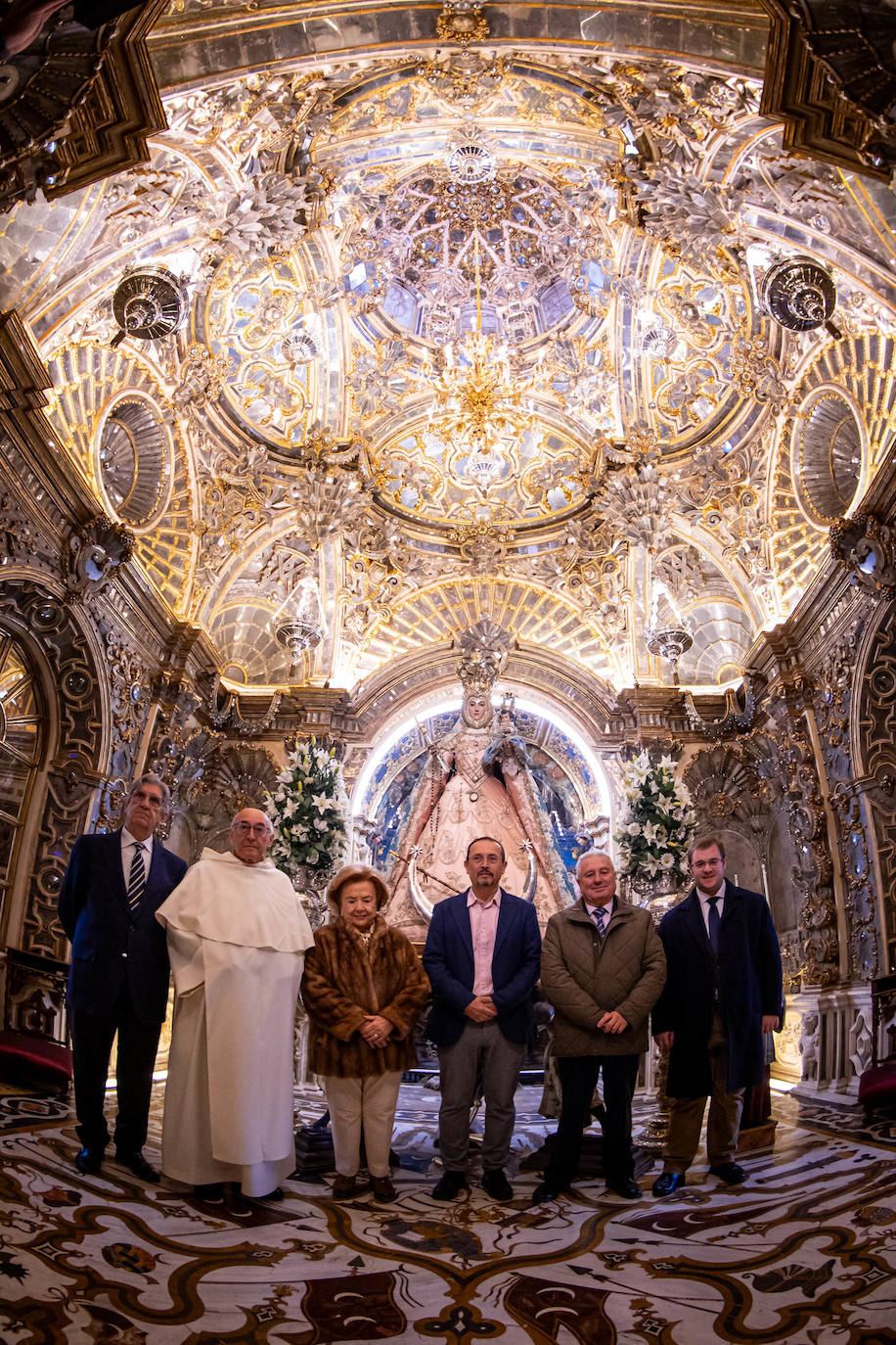 Las imágenes del espectacular camarín de la Virgen del Rosario de Granada