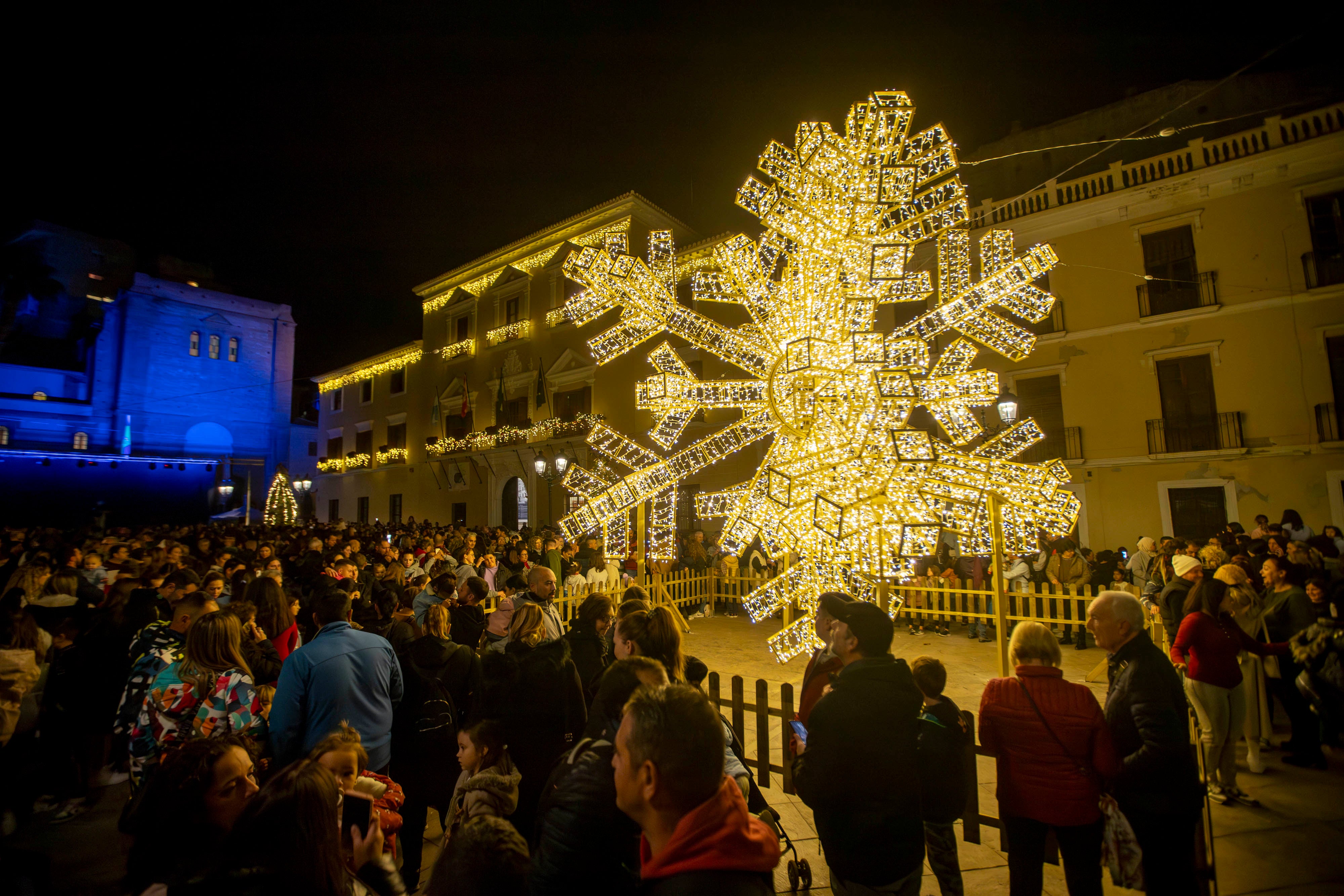 Las imágenes de la iluminación navideña de Motril