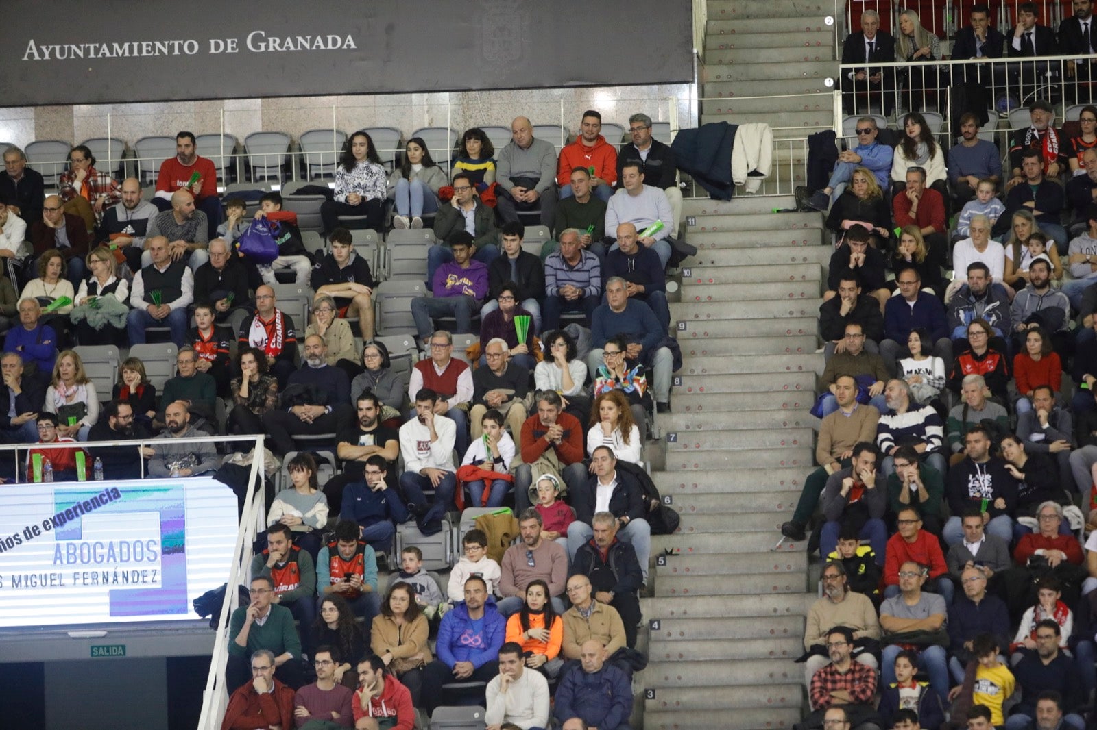 Encuéntrate en la grada del Covirán Granada - Palencia