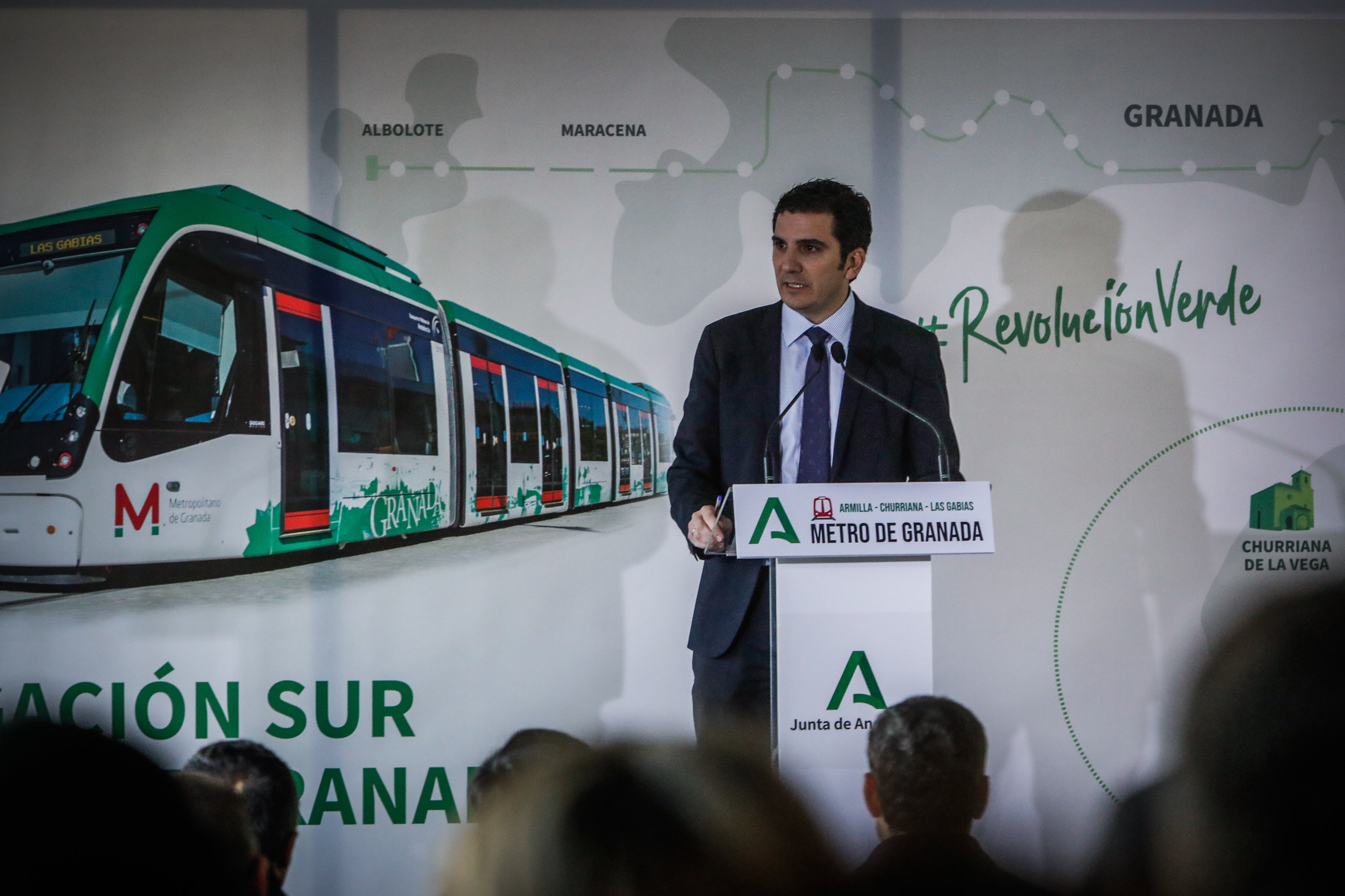 Las imágenes de la primera piedra de la ampliación del metro