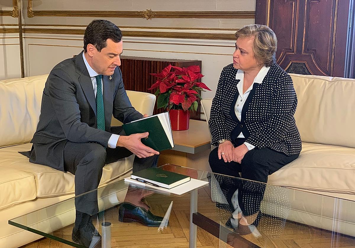 Entrega de la memoria del Consejo Consultivo en San Telmo