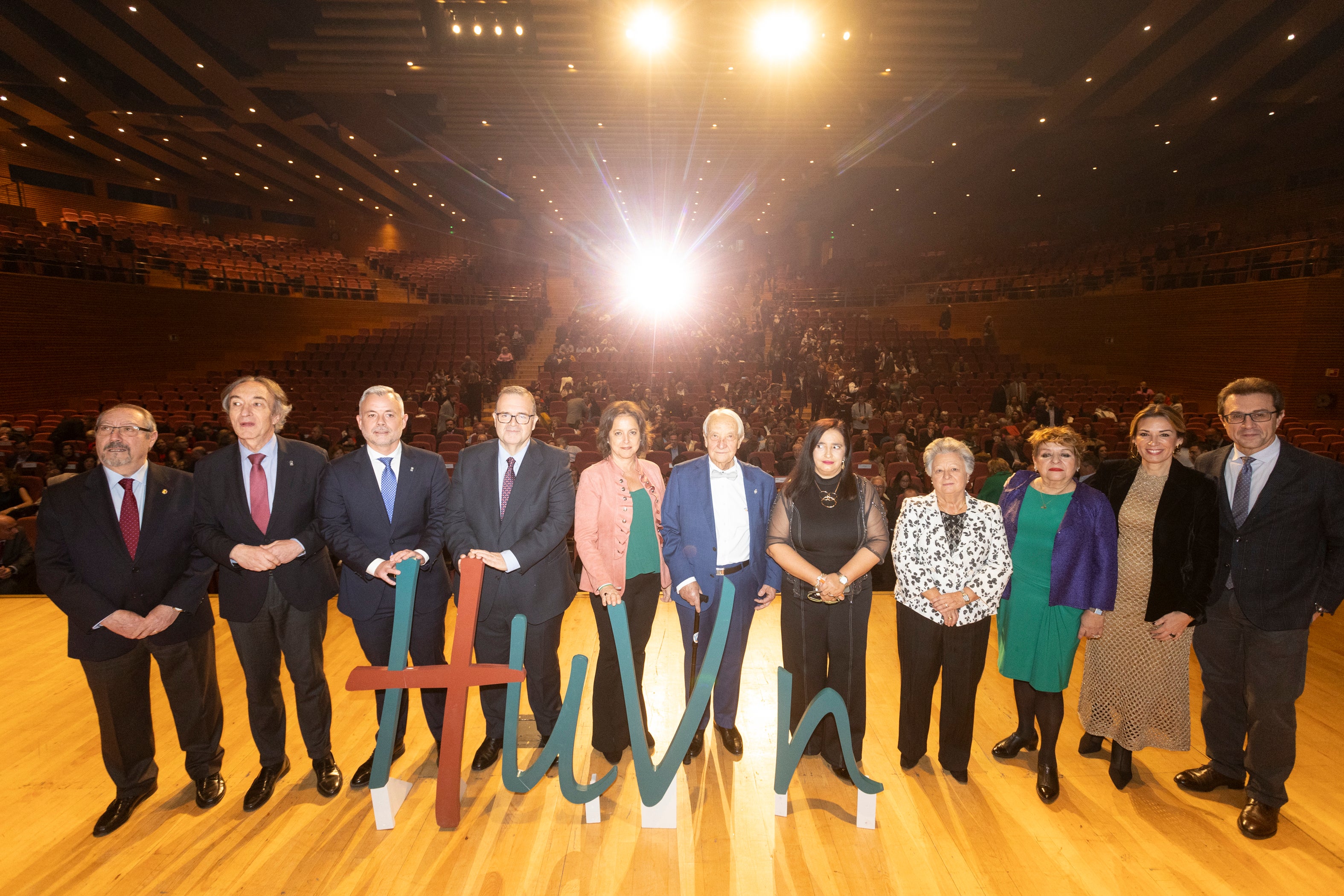 Las imágenes de la gala del 70 aniversario del Virgen de las Nieves