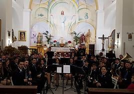 La Banda de Mojácar llena de sorpresas su tradicional concierto navideño de este viernes