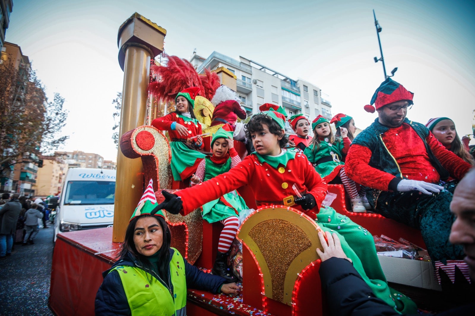 Las imágenes de la cabalgata de Papá Noel en Granada