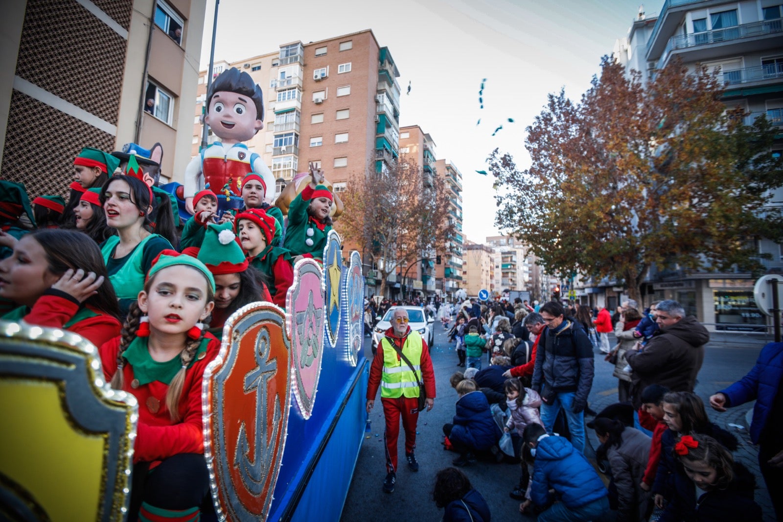 Las imágenes de la cabalgata de Papá Noel en Granada