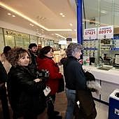 La Lotería Nacional reparte su primer premio por toda Andalucía