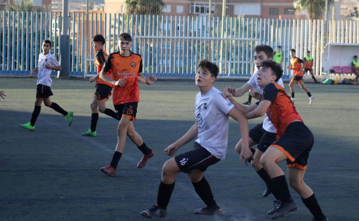 Lance de un encuentro anterior del equipo cadete del Cultural. 