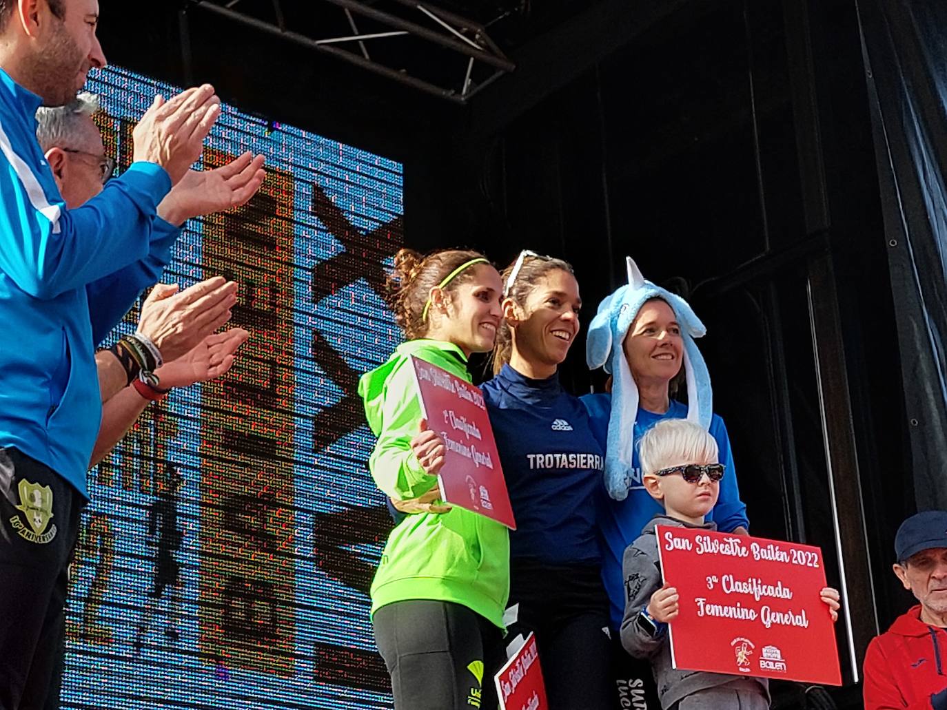 Campeonas de la pruba absoluta femenina. 