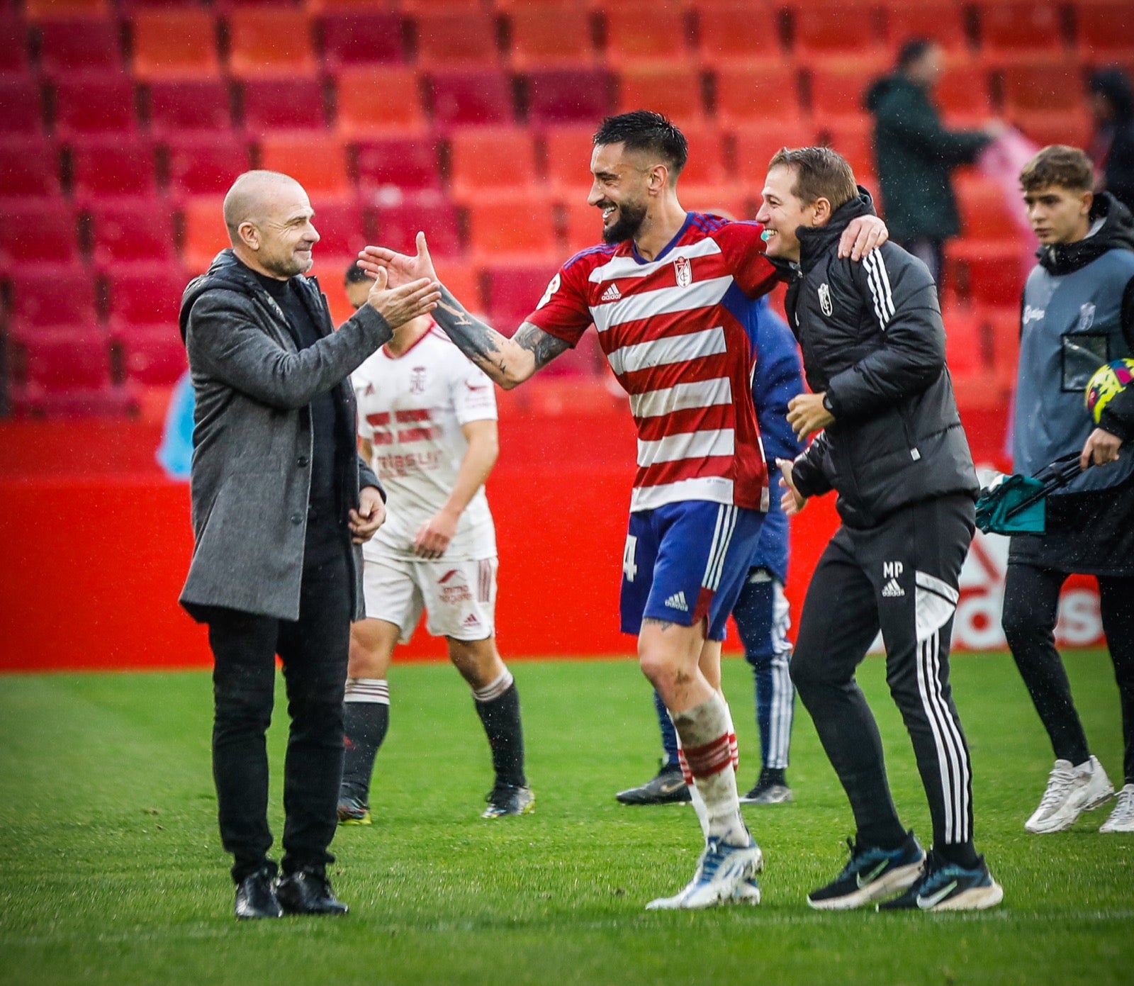 Las mejores imágenes del partido disputado en Los Cármenes