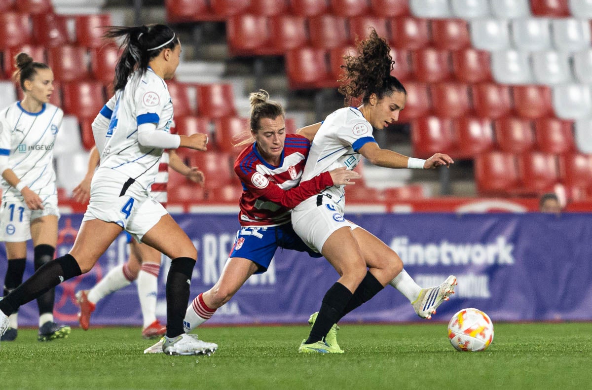 Las rojiblancas no pasan de ronda tras un duelo disputado ante un Primera.