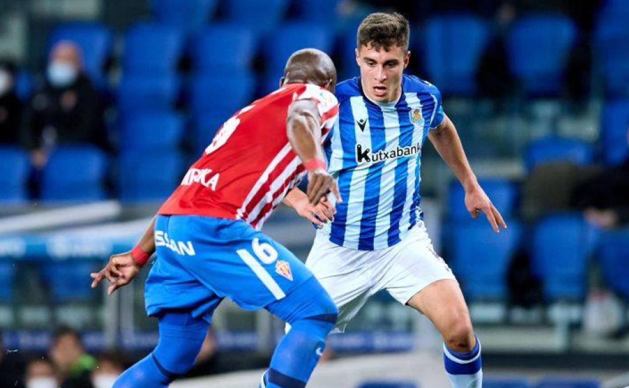 Jon Karrikaburu, en un partido con el filial de la Real Sociedad. 